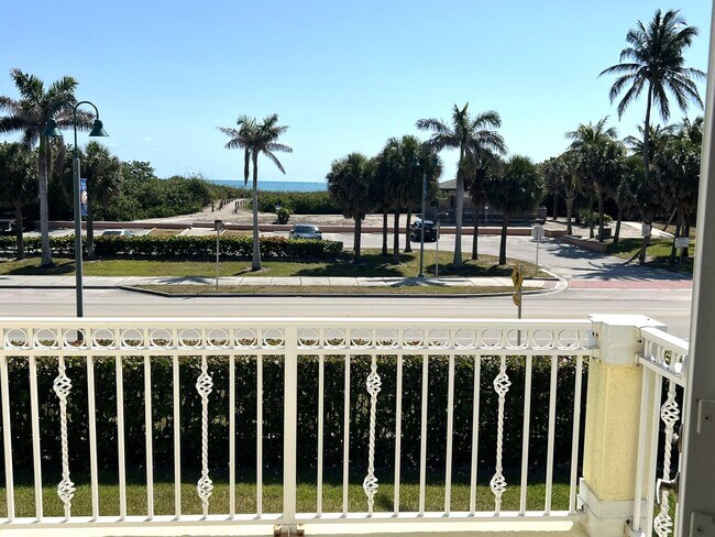 Building Photo - 2100 Mariner Bay Blvd