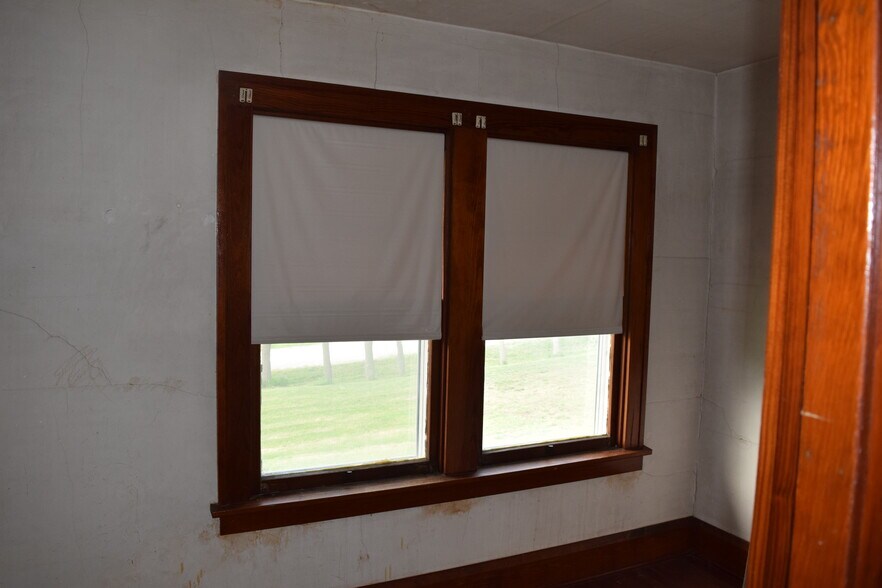 27419 #4 Bedroom - 27419 Elmtree Rd