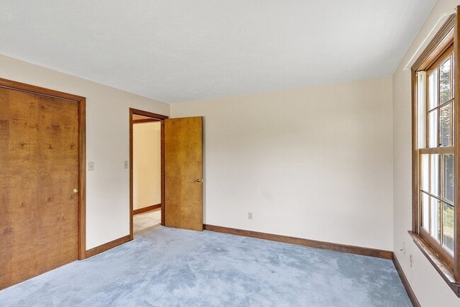 Building Photo - 221 Parkerville Rd