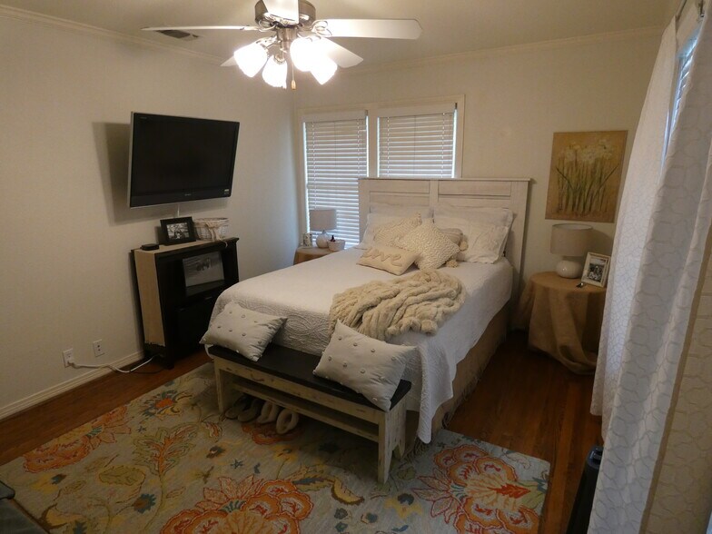 Master Bedroom - 1444 Bledsoe Road