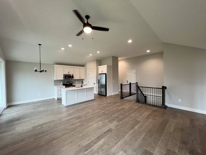 Building Photo - 1401 SW Heartwood Terrace
