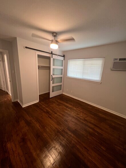 Bedroom 2 - 4315 W Alabama St