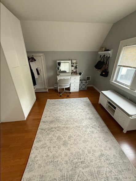 Bedroom #4 - 100 Lincoln St