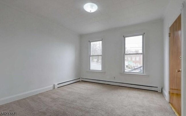 Building Photo - 58 Westervelt Ave