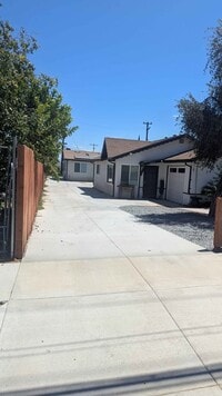Building Photo - 15269 Ramona Ave