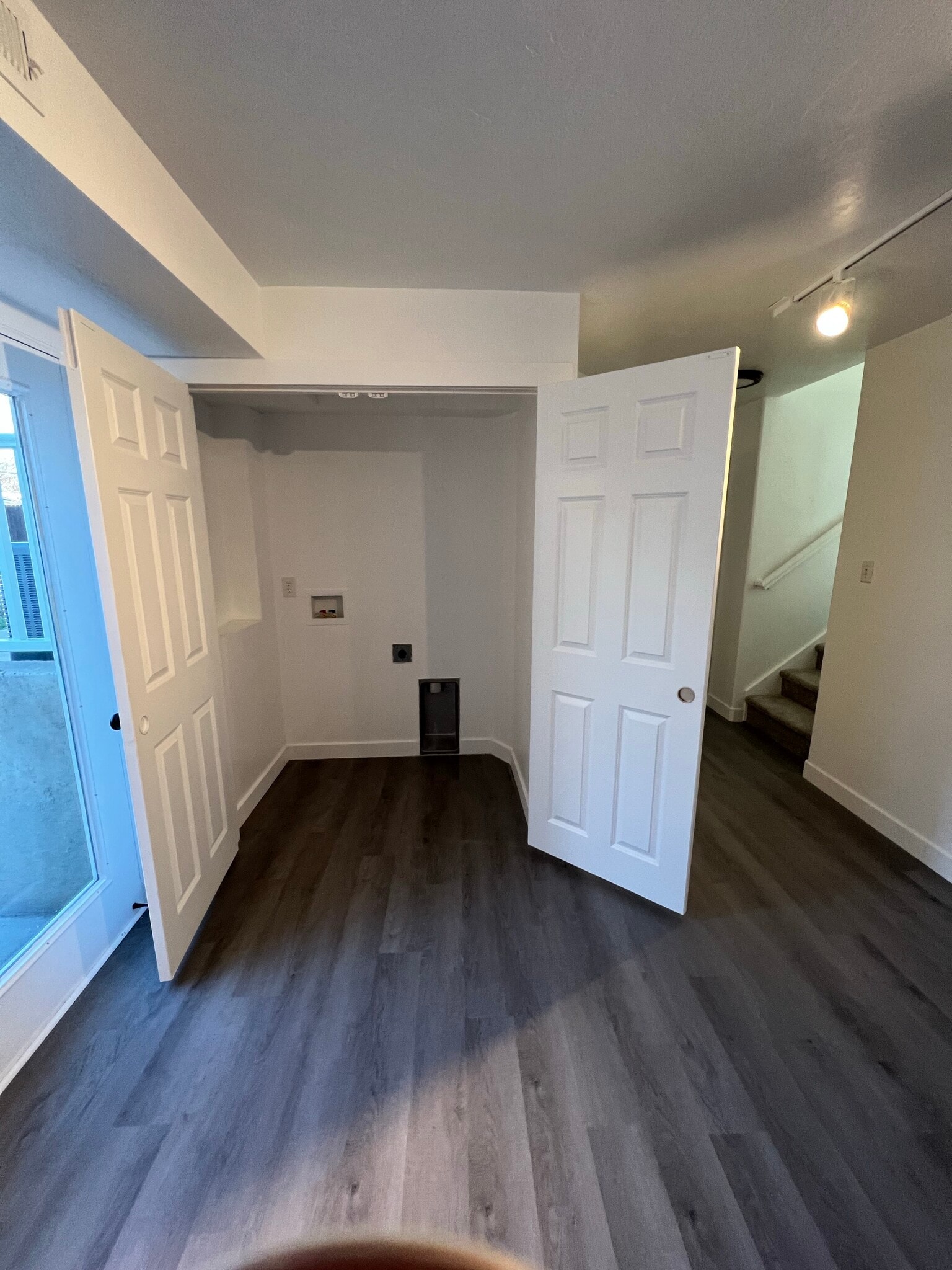 Building Photo - 614 N 550 E