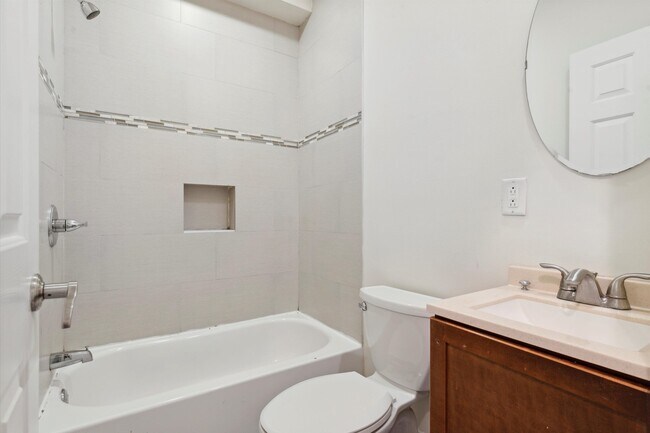 Building Photo - 1733 N Gratz St