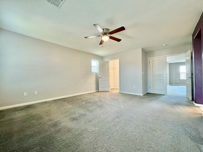 Building Photo - 10544 Pembroke Bay St