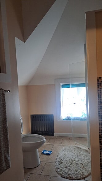 Building Photo - 342 N Fulton Ave