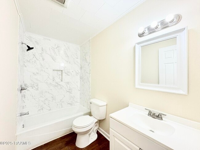 Building Photo - 120 Lindsey Cir