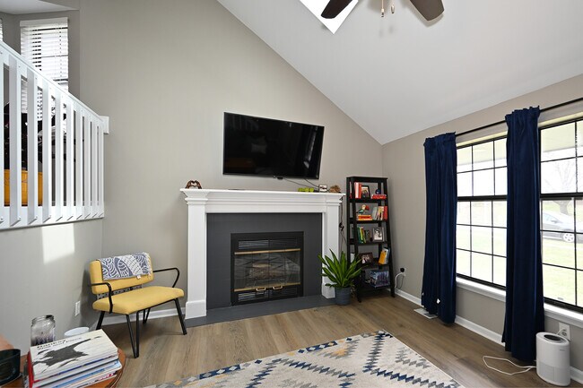 Building Photo - 7704 NW 86th St