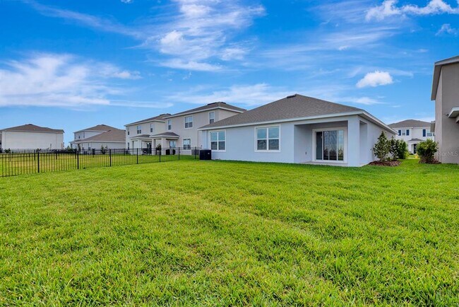 Building Photo - 18303 Wheathouse Pl