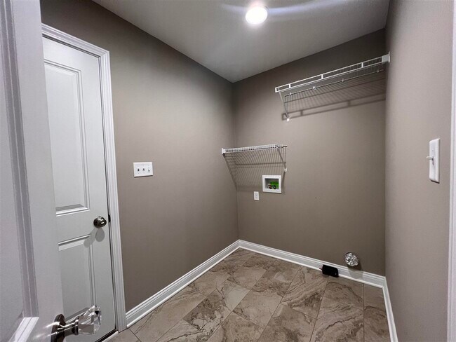 Building Photo - 769 Alders Cove St
