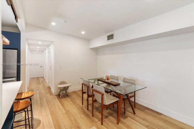 Building Photo - 11430 SW 52nd Terrace