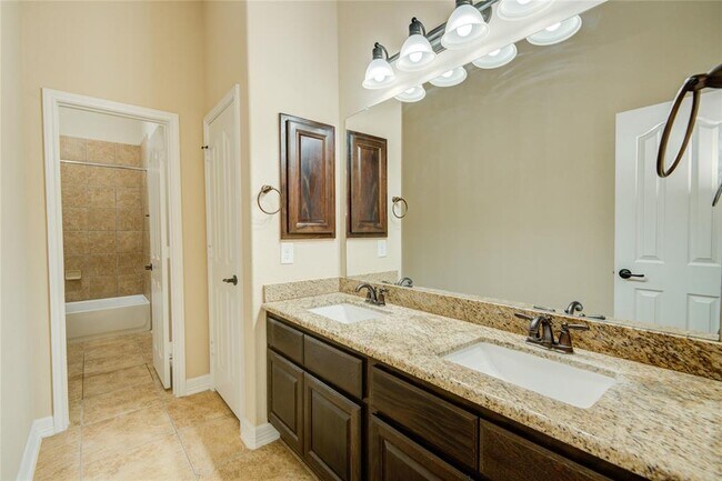Building Photo - 25410 Lancaster Pine Dr