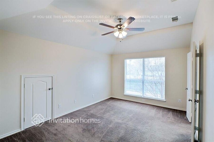 Building Photo - 11113 Promise Land Dr