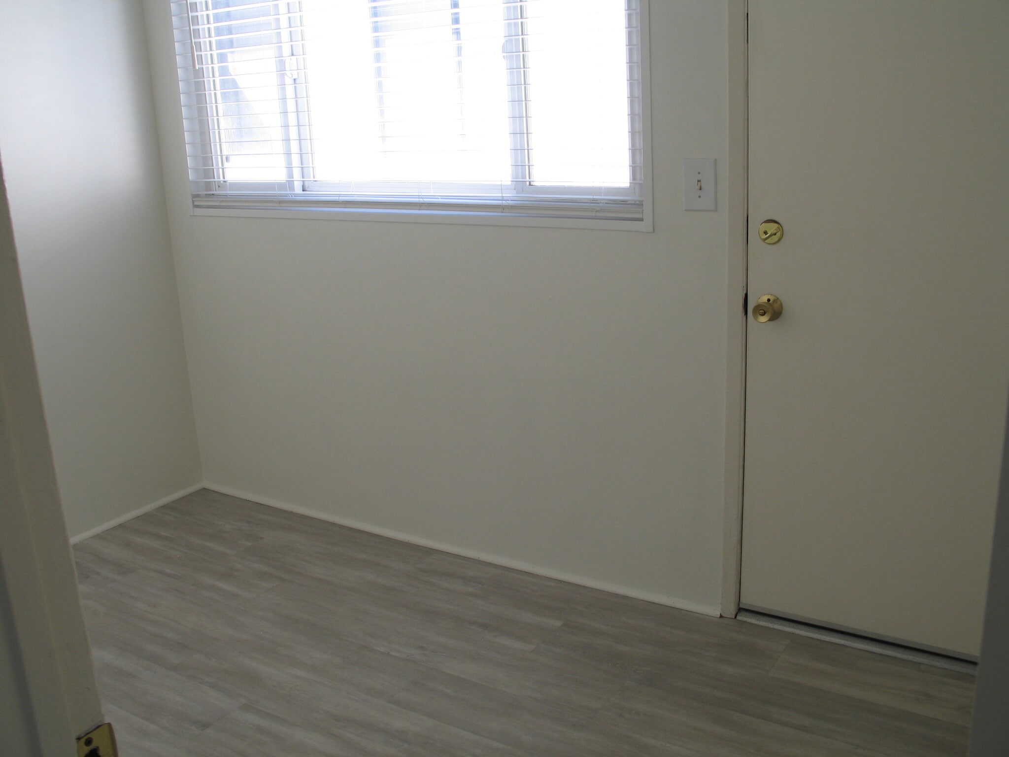 Building Photo - 1401 W Balboa Blvd