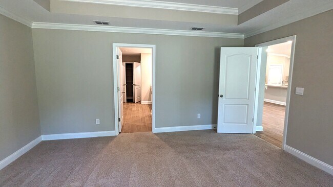 Building Photo - 116 Zancara St