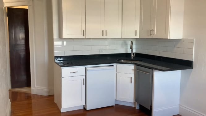 Building Photo - 20 Westland Ave