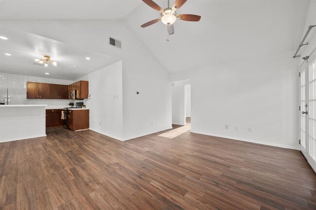 Building Photo - 12329 Limerick Ave