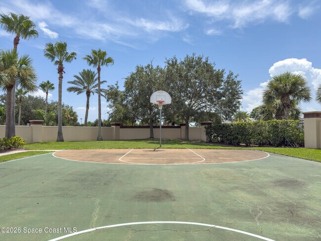 Building Photo - 5748 Tamarac Dr