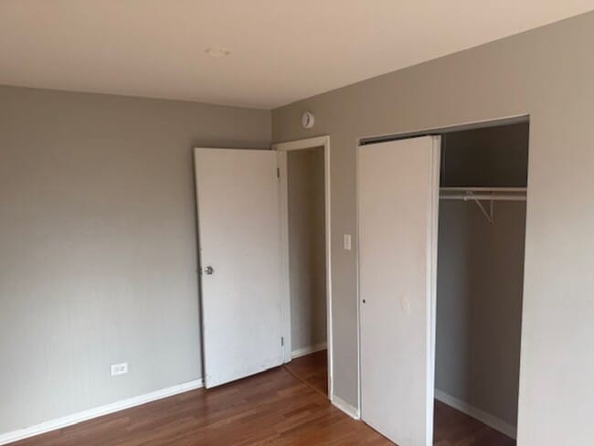 Building Photo - Available Now – 4 Bed, 2 Bath