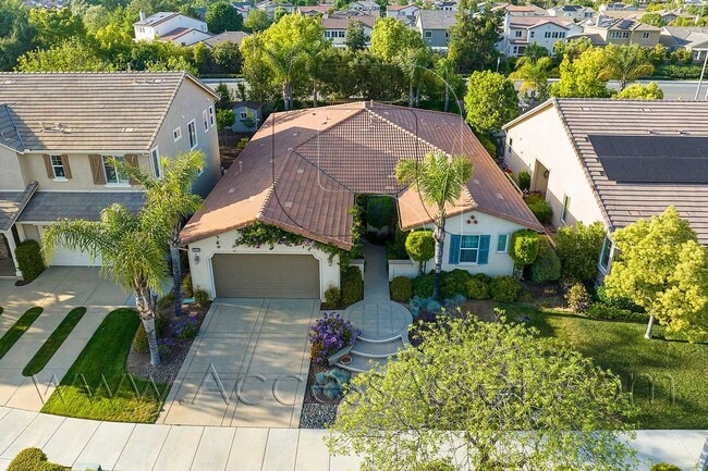 Building Photo - 29534 Dry Creek Dr
