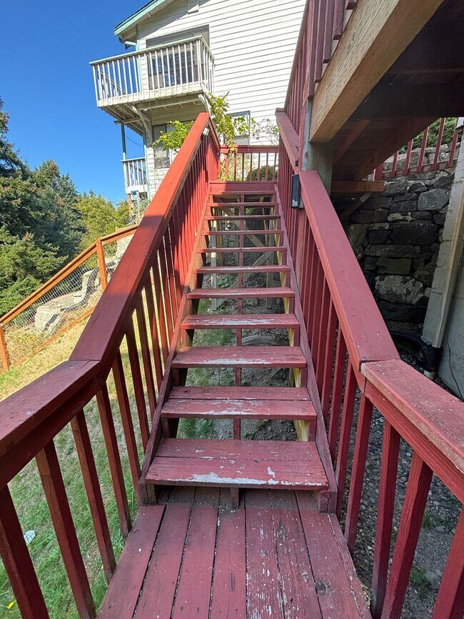 Building Photo - TRA3106