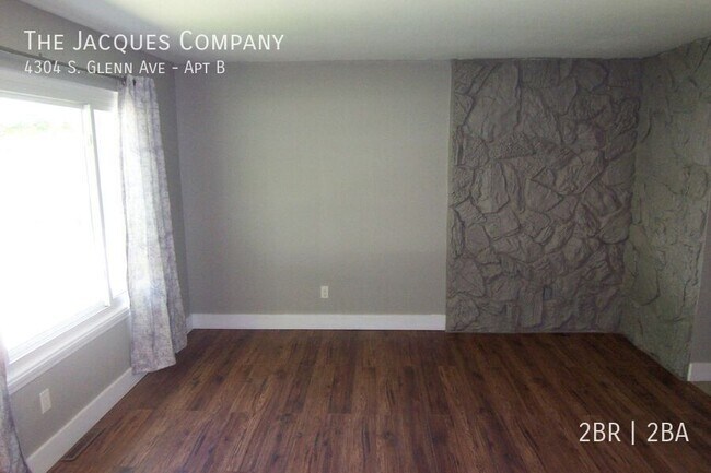Building Photo - 4304 S Glenn Ave