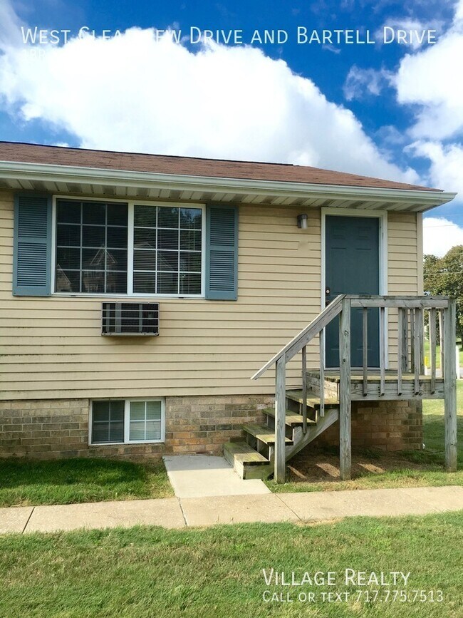 Building Photo - 91 W Clearview Dr
