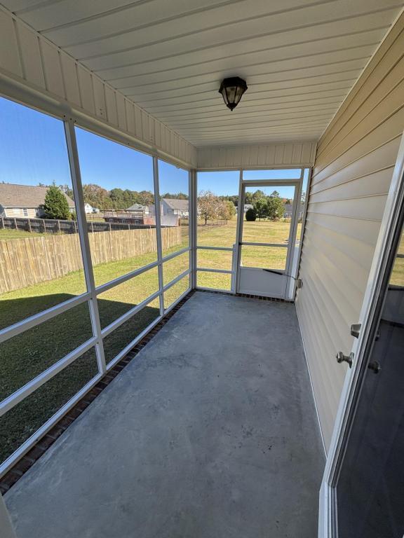 Building Photo - 531 Arden Ridge Dr