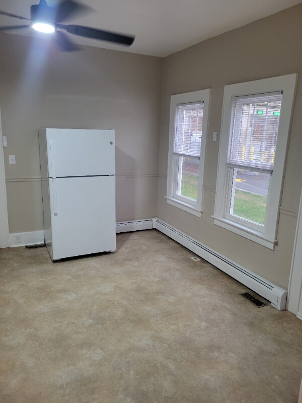 Building Photo - 282 Genesee St