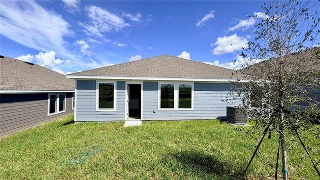 Building Photo - 615 ARTEMIS St