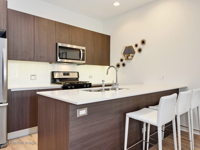 Building Photo - 2102 N Natchez Ave