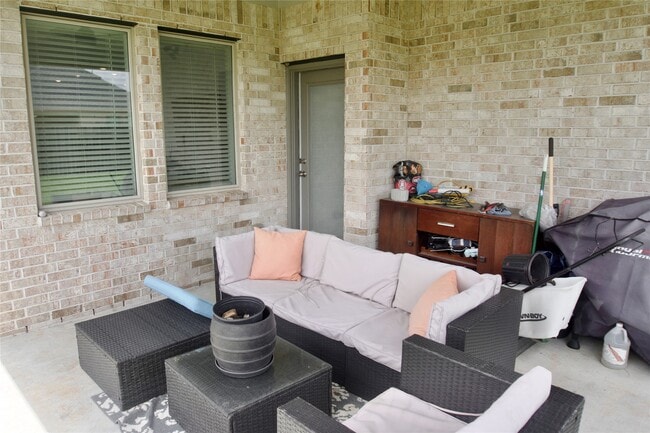 Building Photo - 31106 Aumbrey Ivy Ct