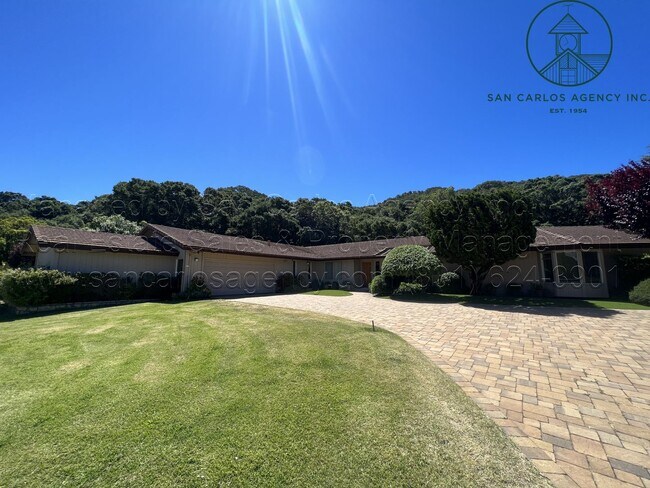 Building Photo - Ranch Style Carmel Valley Property in Desirable Robledo Neighborhood