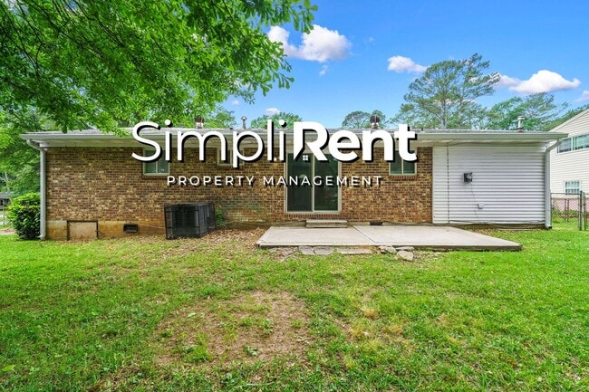 Building Photo - JUST REDUCED *ALL ELECTRIC* Ranch in River...
