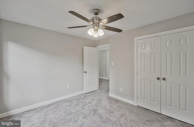Building Photo - 4287 Exeter Dr