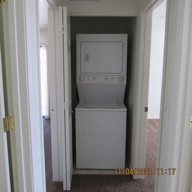 Building Photo - 498 Monaco Ln