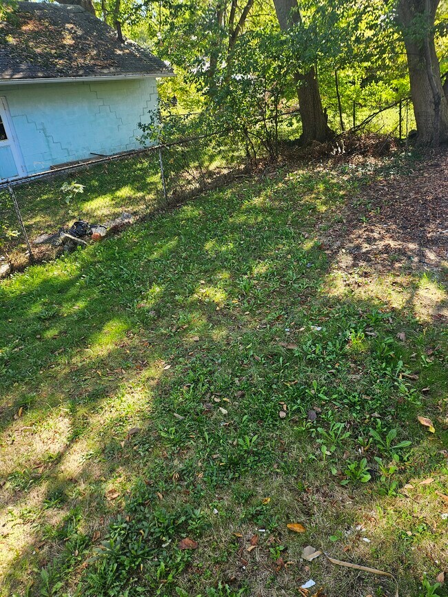 Building Photo - 1118 Santee Ave