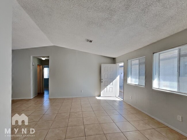 Building Photo - 4401 Halbert Ave