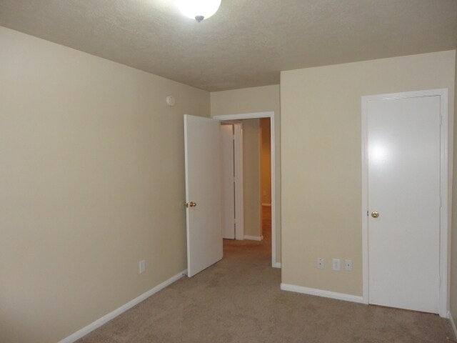 Building Photo - 5811 Creektrace Ln