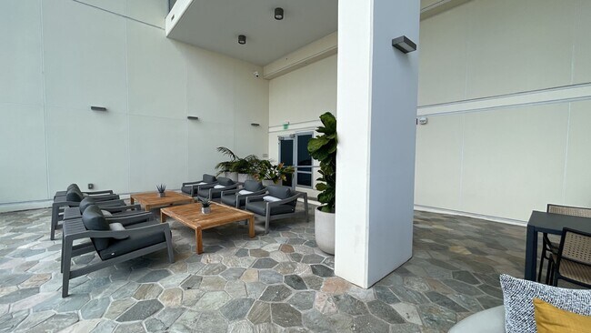 Building Photo - Partially Furnished.   Unbeatable location in Kakaako/Ward Village areas - 2 Bed 2 Bath 1 Parking