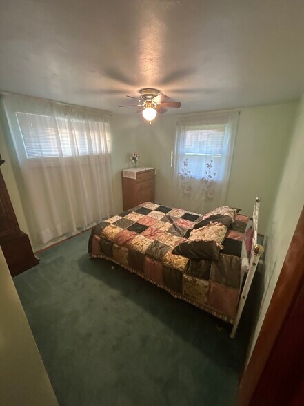 Building Photo - 225 Fairhaven Dr