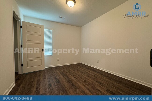 Building Photo - 612 Short Leaf Ln