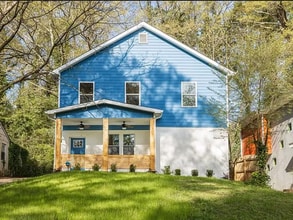 Building Photo - Spacious 5BR/3.5 BA Renovated Home Near Beltline with Off-Street Parking