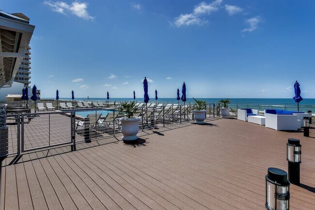 Building Photo - 14604 Salt Meadow Dr