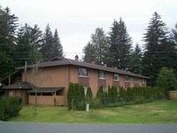 Building Photo - 2501 Sunset Dr