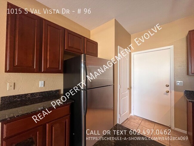 Building Photo - Pretty 2-Bed Mesa Townhome