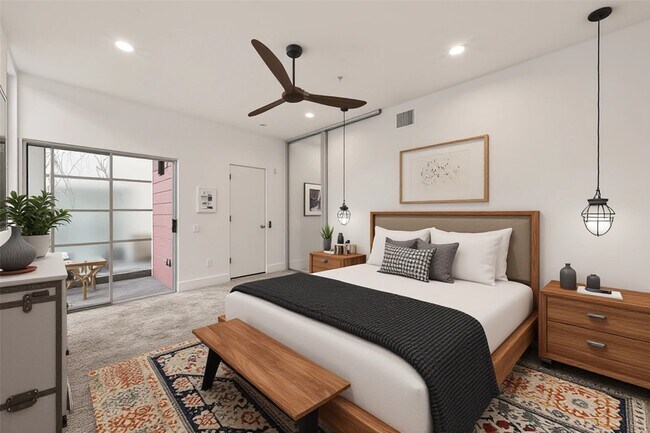 Building Photo - 6014 Fairdale Ln